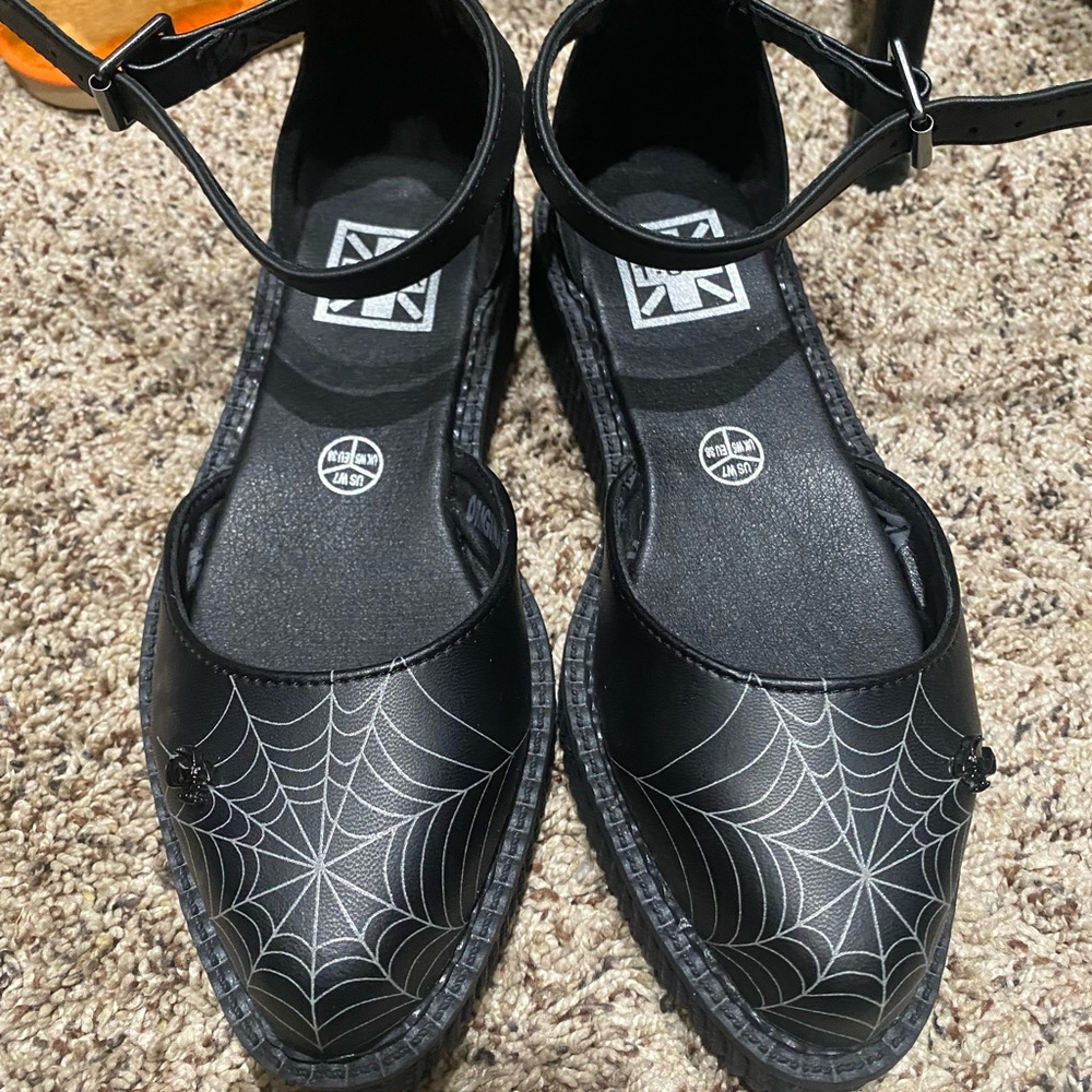 T.U.K Pointed Black Spiderweb Glow Sandals
